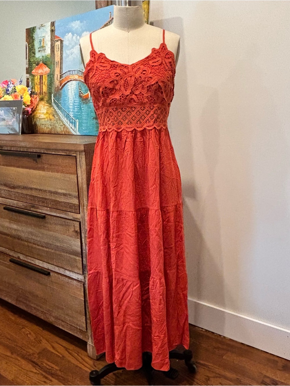 Lace-Bodice Rust Maxi Dress with Spaghetti Straps